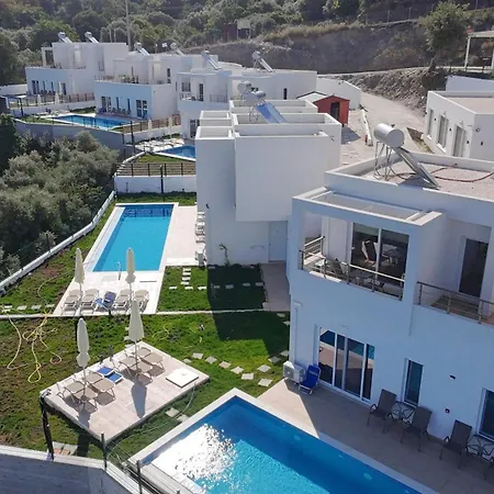 Kandania Paradise Hotel 3*